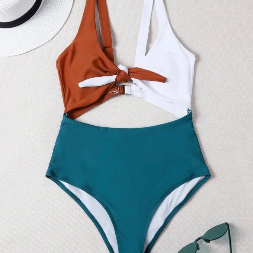 SHEIN one piece cut-out bathing suit!